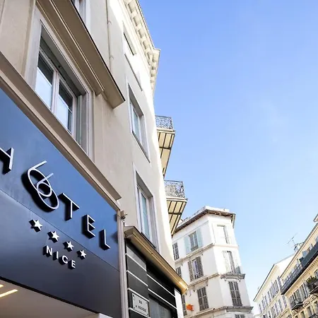66 Hotel 4*