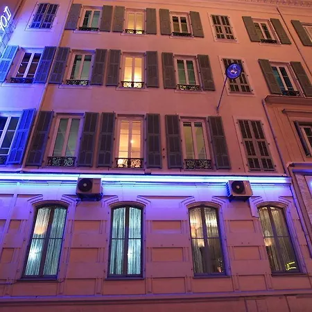 Hotel 66 4*